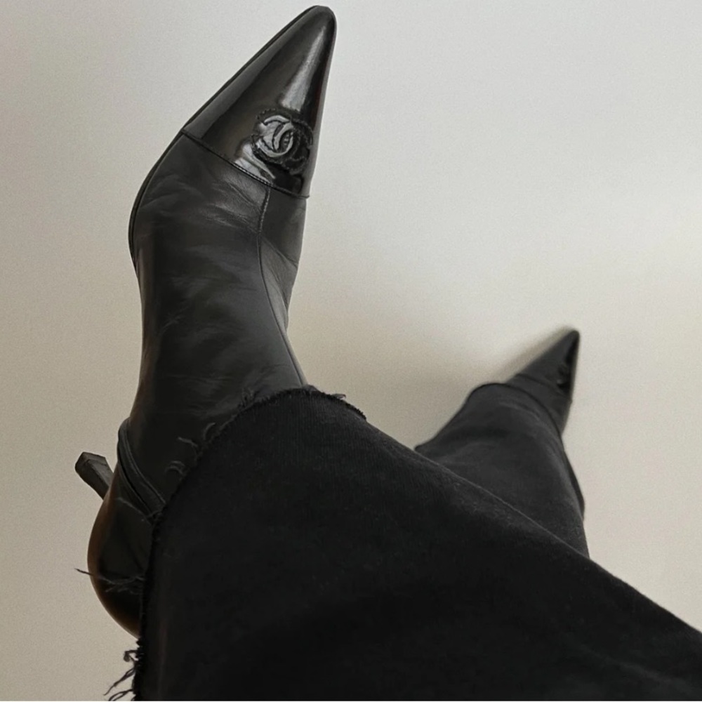 Gorgeous Chanel vintage booties